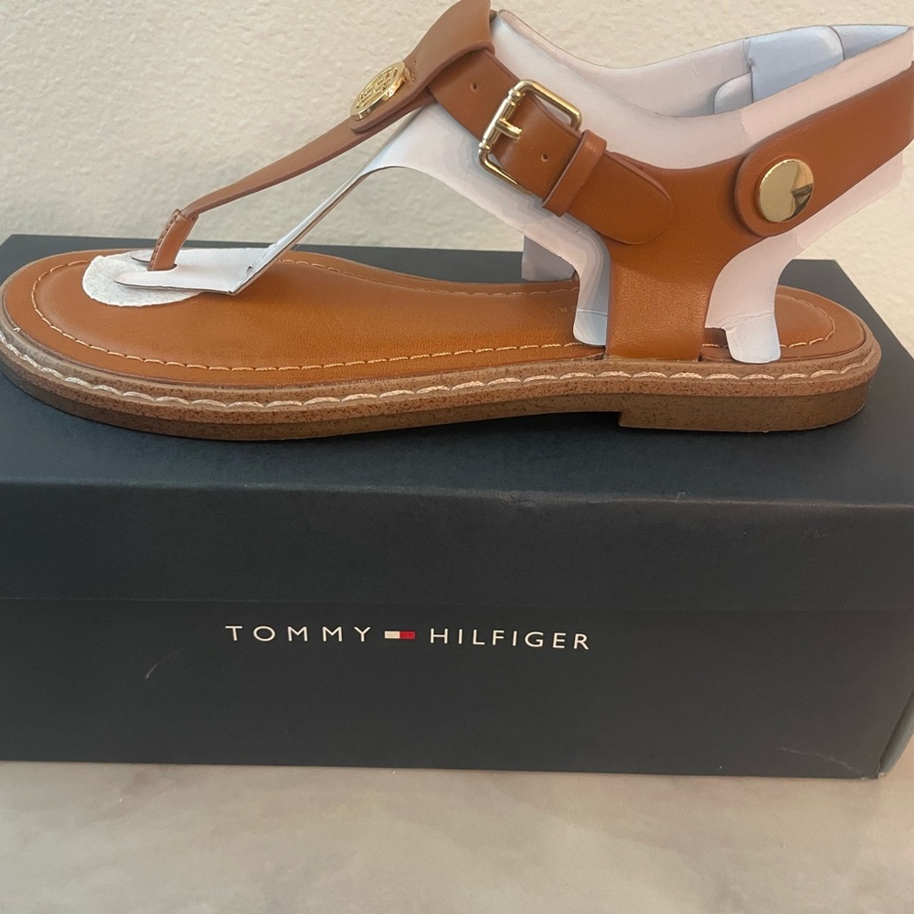Shoes - Picture 5 of 10